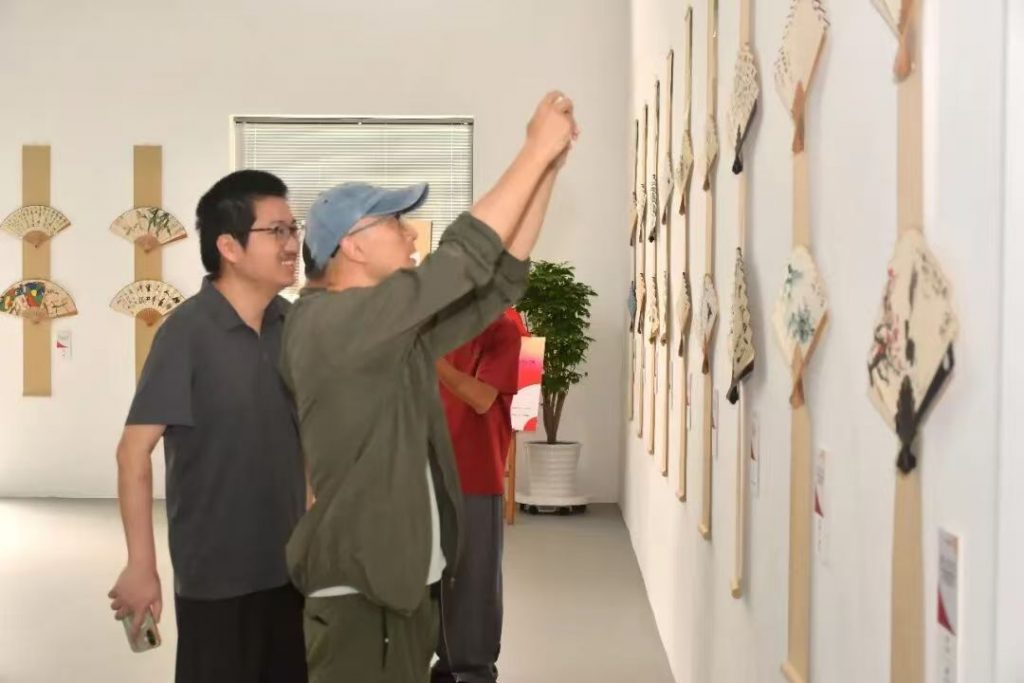 清风徐来——海上名家迎中秋庆国庆扇面书画篆刻艺术展